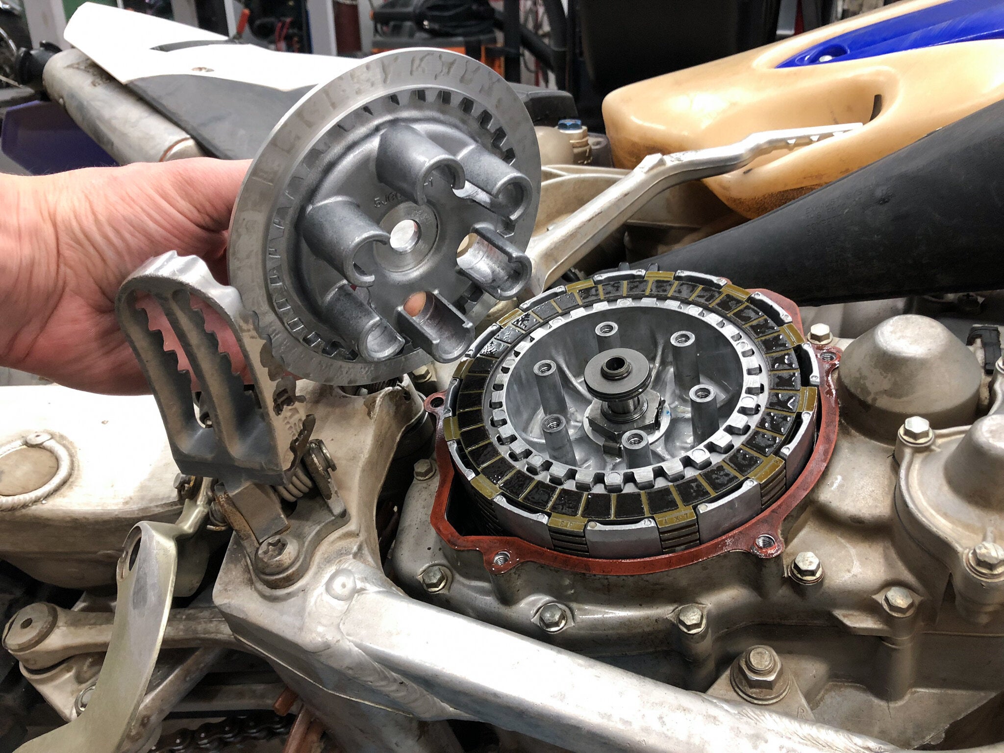 Top 3 Signs Your Dirt Bike Needs a New Clutch
