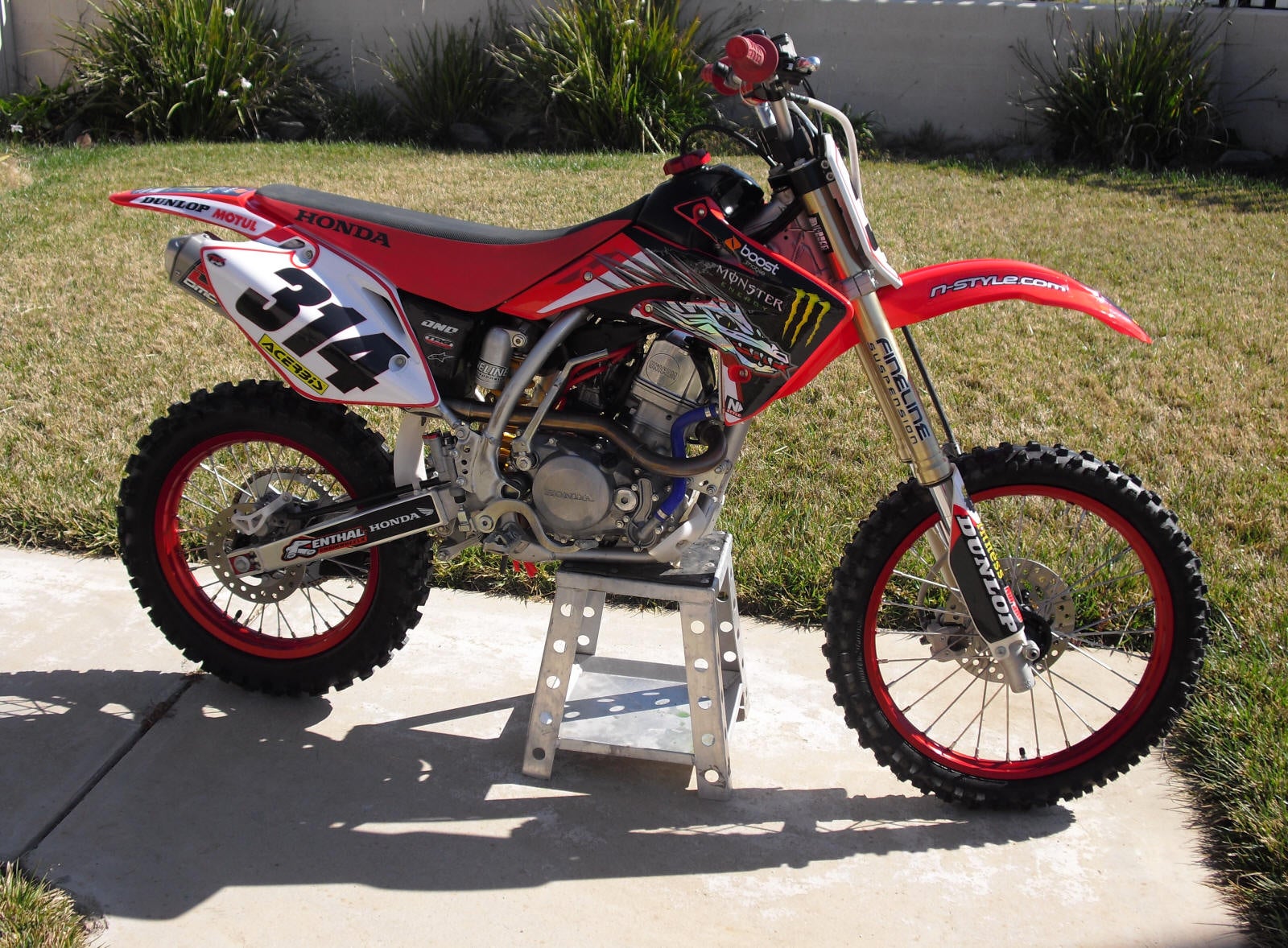 Crf150r shop pit bike