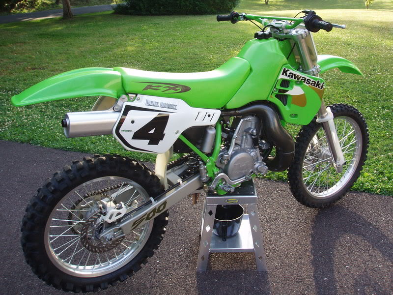 KX500 vs CR500 pros and cons comparing one another? - Honda 2