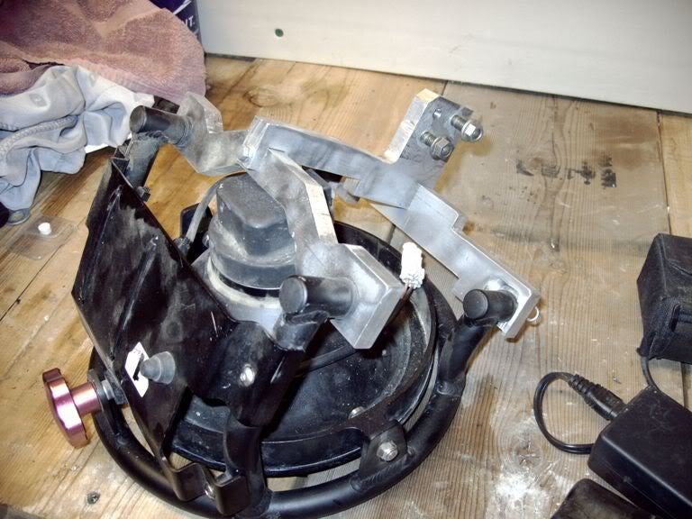 Frame vs. fork mounted headlight systems XR600R & XR650R/L ThumperTalk