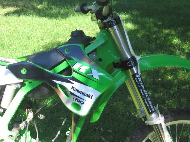 Kawasaki Green v. Grabber Green - Kawasaki 2 Stroke - ThumperTalk