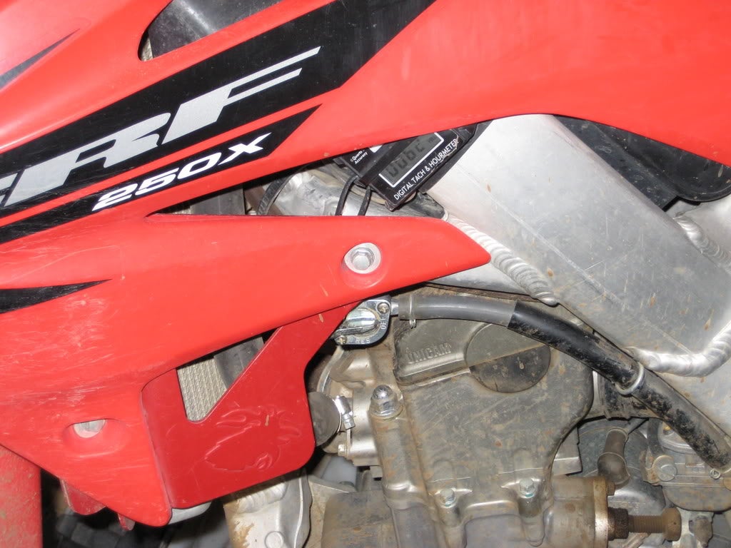 Installing a hour meter on a CRF 250?? CRF250R & RX ThumperTalk