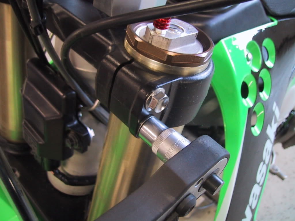 How to change fork seals and bushings pt.1 KX250F/X ThumperTalk