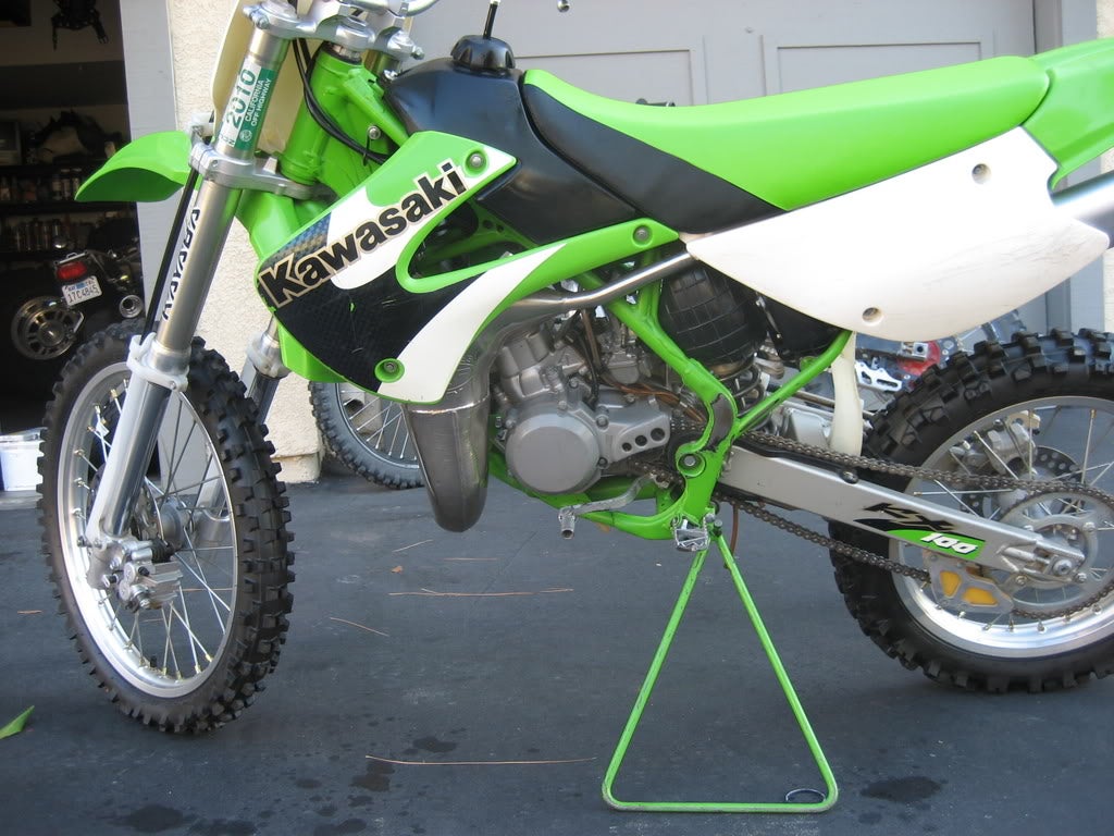 2001 kx100