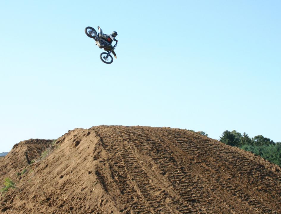 Dirt Jumps Dirt Bike Tracks For Beginners Mtb Trails Building Dirt