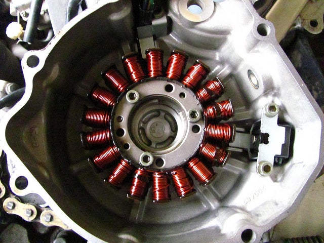 drz400 stator cover