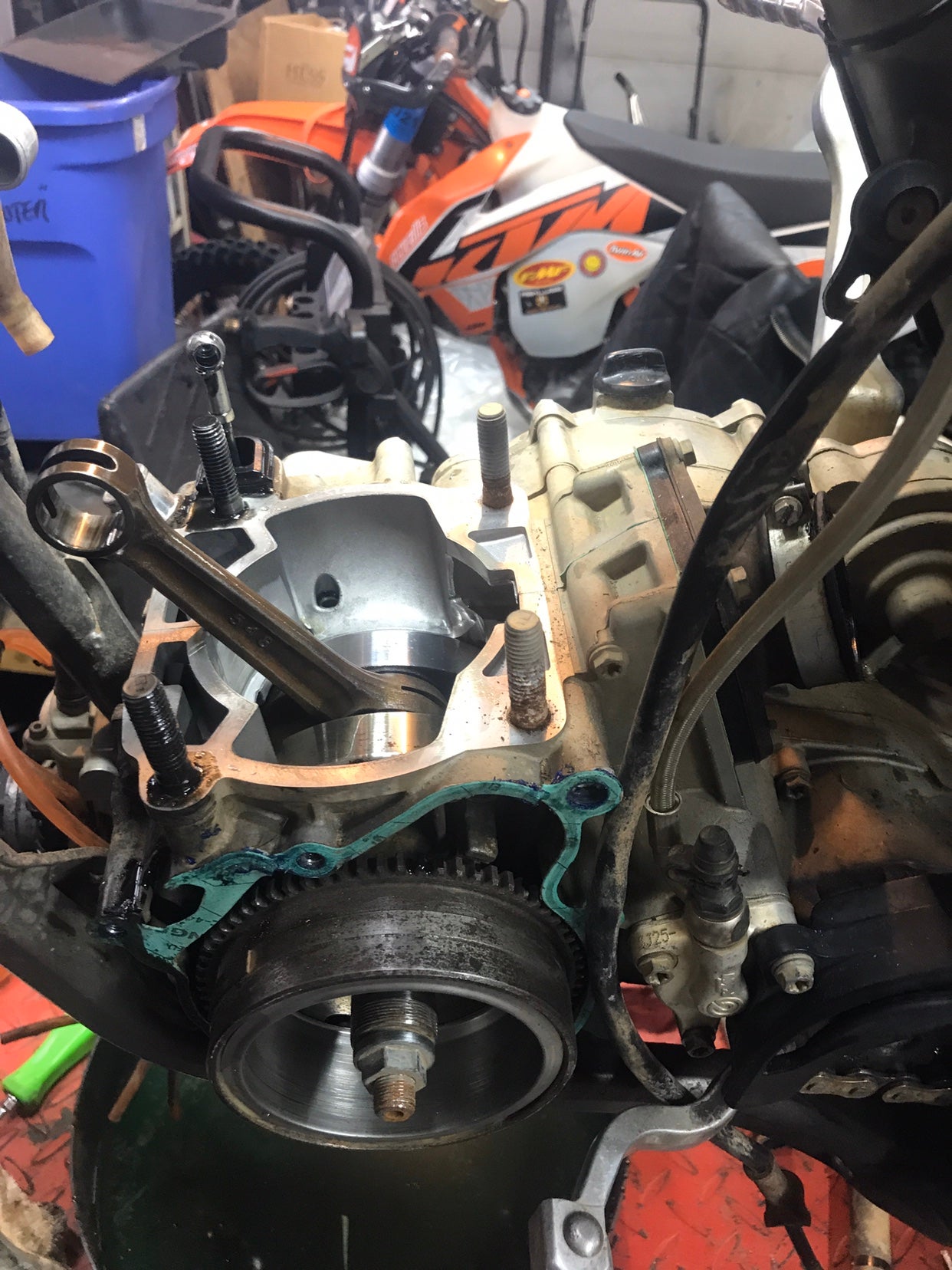300XC top and bottom rebuild questions 