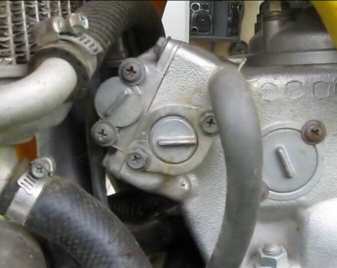 Rm125 power valve adjustment? Suzuki 2 Stroke ThumperTalk