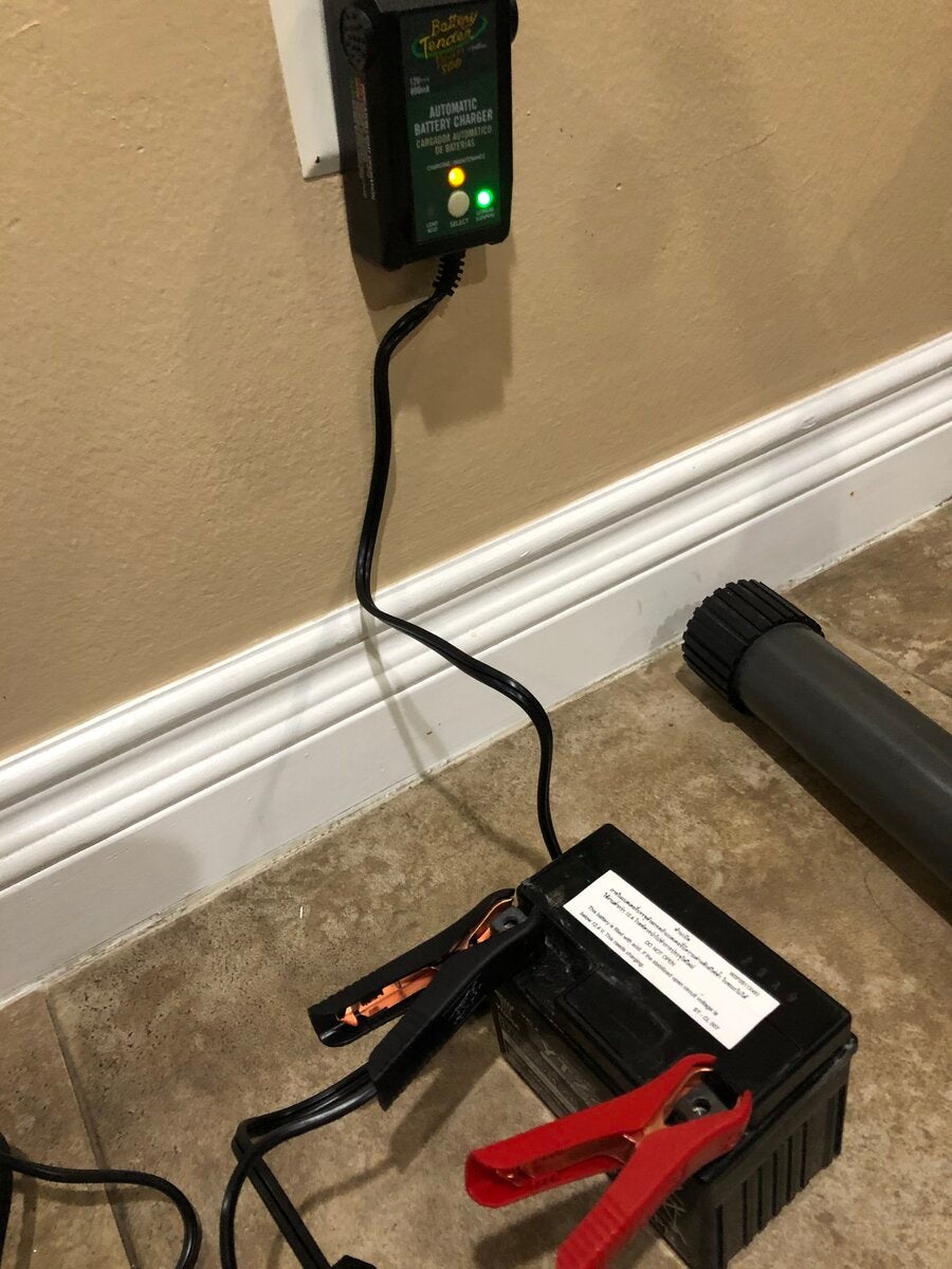 Need Help With This Battery Tender Charger General Dirt Bike Discussion Thumpertalk