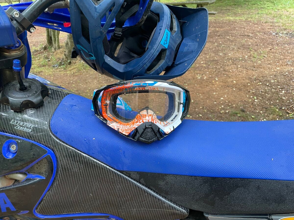 Do You Wear Clear Eye Protection on the Trail? - Singletracks